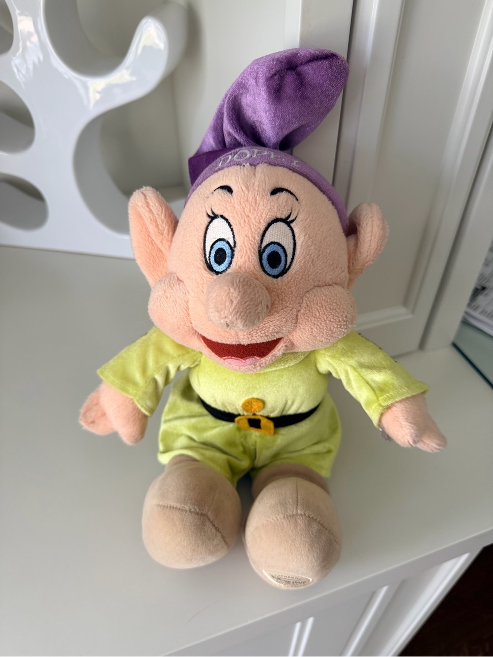 Vintage DISNEY STORE EXCLUSIVE Dopey Seven Dwarfs Stuffed Plush Toy 14 Inches